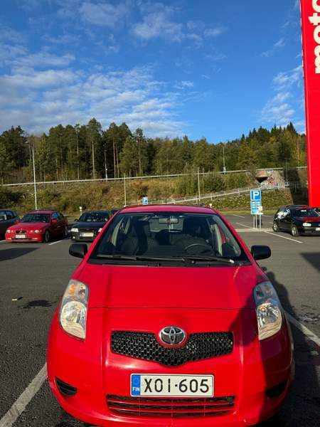 Toyota Yaris Куопио - изображение 2