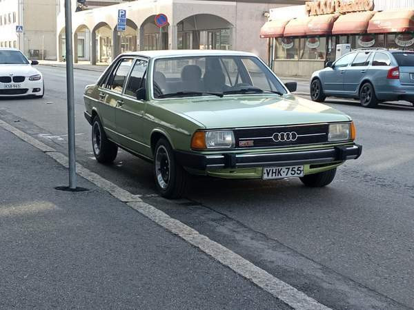 Audi 100 Vaasa - valokuva 1
