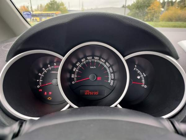 Kia Venga Turtkul - valokuva 6