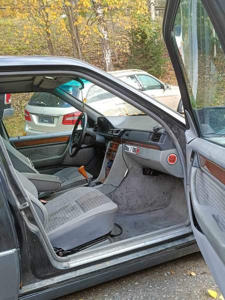 Mercedes-Benz 300 Исалми - изображение 4