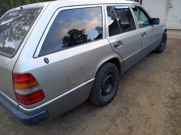 Mercedes-Benz 300 Muonio - valokuva 5