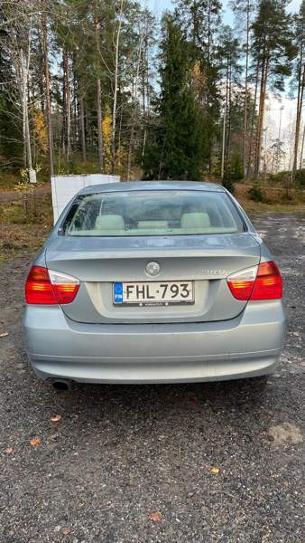 BMW 318 Turtkul - valokuva 4