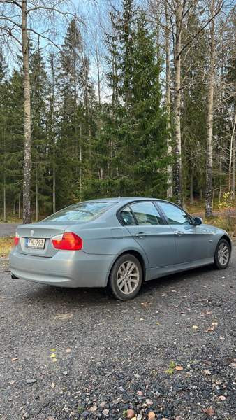 BMW 318 Turtkul - valokuva 2