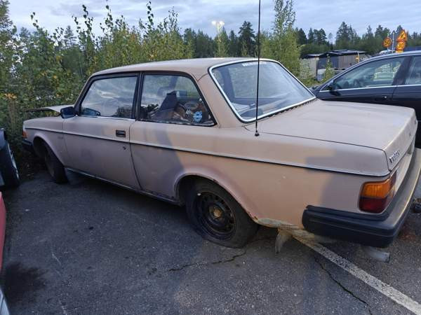 Volvo 242 Lohja - valokuva 2