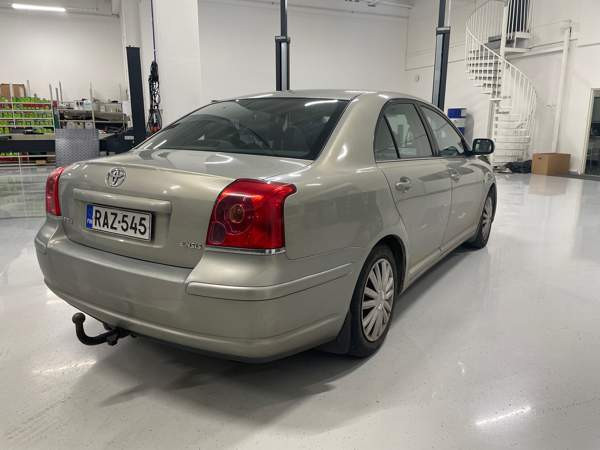 Toyota Avensis Nurmijaervi – foto 4