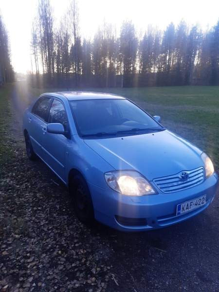 Toyota Corolla Apatity - valokuva 2