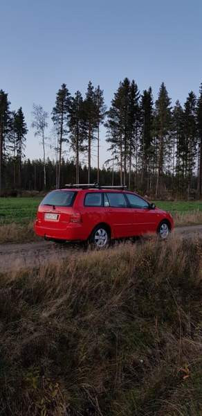 Toyota Corolla Veteli - valokuva 4