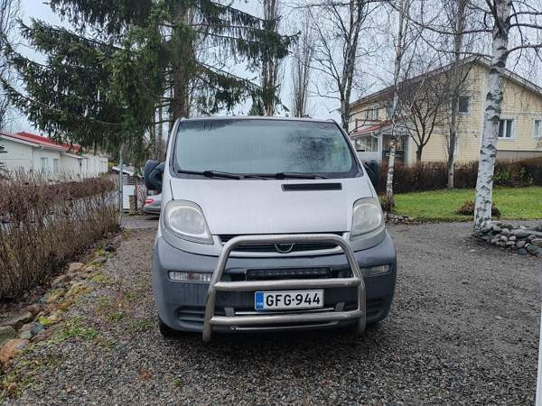 Opel Vivaro Haemeenlinna - valokuva 4