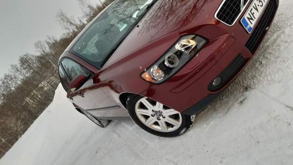 Volvo S40 Glebychevo - valokuva 1