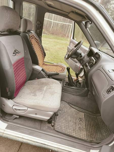 Nissan King Cab Mikkeli - valokuva 7