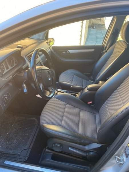 Mercedes-Benz B Ugleural'skiy - valokuva 4