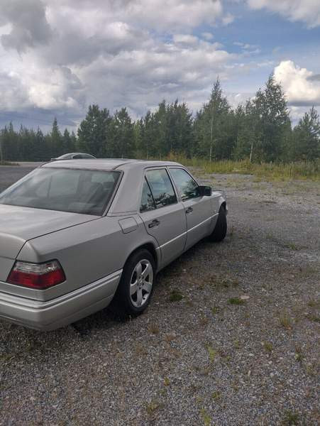 Mercedes-Benz 250 Yloejaervi - изображение 4