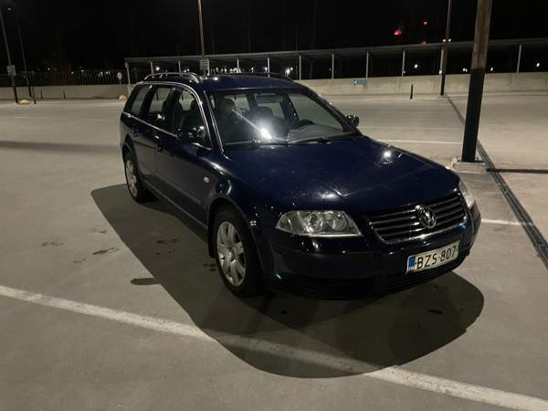 Volkswagen Passat Glebychevo - valokuva 1