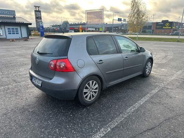 Volkswagen Golf Turtkul - valokuva 2