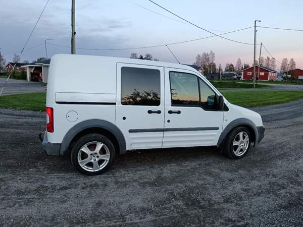 Ford Transit Connect Ylivieska - photo 1