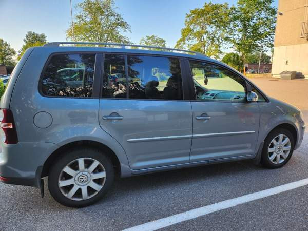 Volkswagen Touran Turtkul - valokuva 5