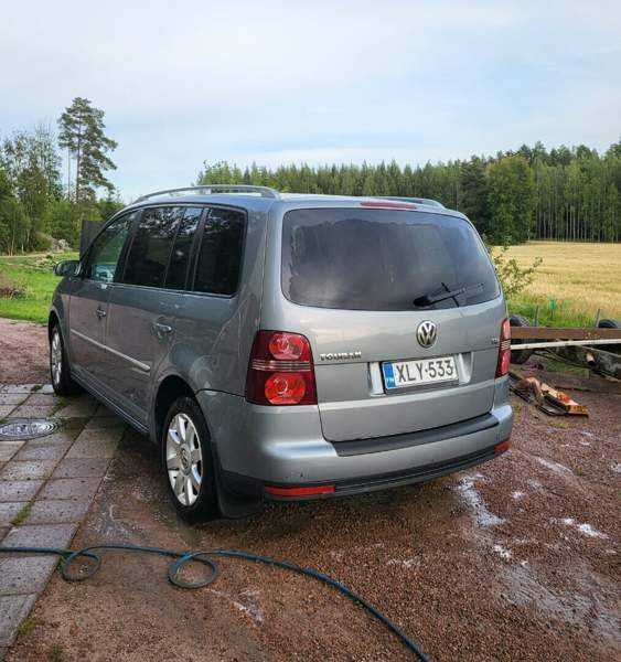Volkswagen Touran Turtkul - valokuva 3