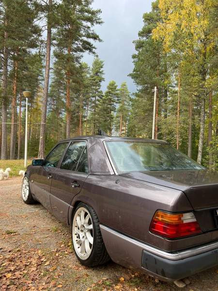 Mercedes-Benz 230 Jaemsae – foto 4