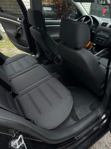 Volkswagen Golf Лохья - изображение 4