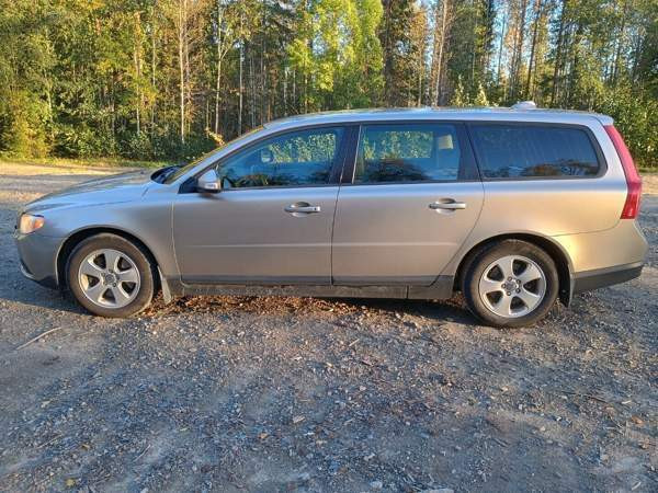 Volvo V70 Kajaani - photo 2