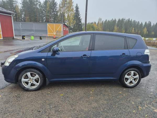 Toyota Corolla Verso Pihtipudas - изображение 1