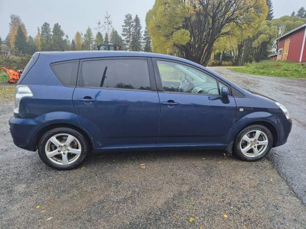 Toyota Corolla Verso Pihtipudas - изображение 3