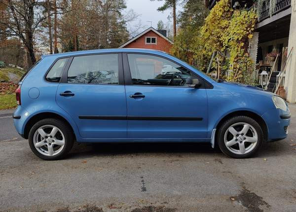 Volkswagen Polo Райсио - изображение 1