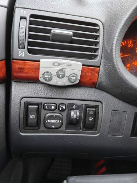 Toyota Avensis Turtkul - valokuva 8