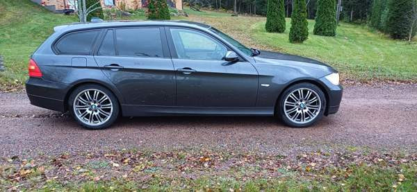 BMW 320 Ikaalinen - valokuva 6