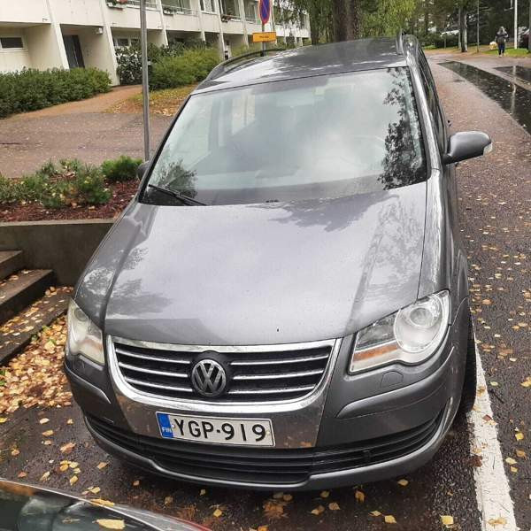 Volkswagen Touran Espoo - valokuva 7