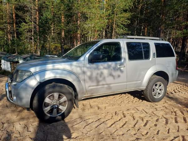 Nissan Pathfinder Lumijoki – foto 2