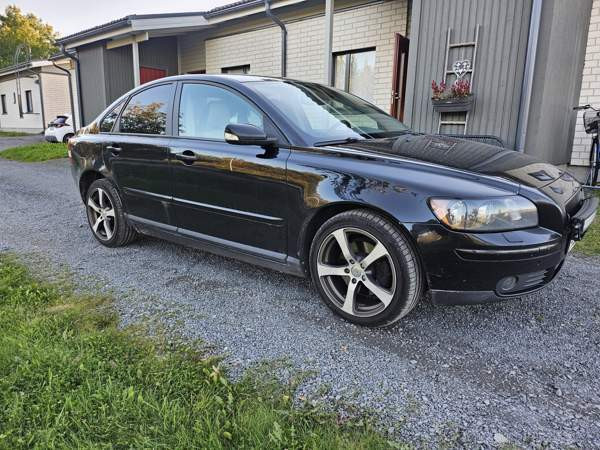 Volvo S40 Saarijärvi - изображение 1