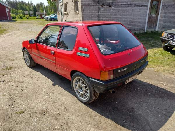 Peugeot 205 Sotkamo - изображение 5