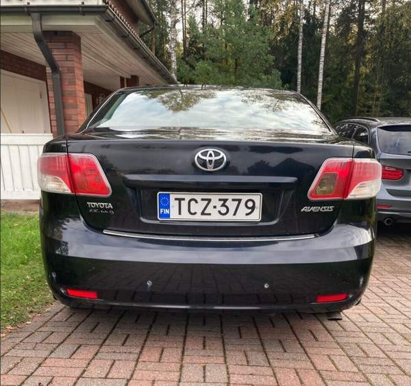 Toyota Avensis Tampere - photo 2