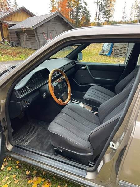 Mercedes-Benz E Силинъярви - изображение 8