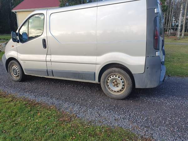 Opel Vivaro Isokyrö - valokuva 2
