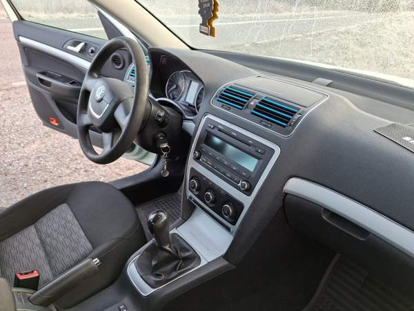 Skoda Octavia Kuopio - valokuva 8