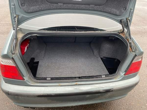 BMW 320 Pieksämäki - valokuva 4