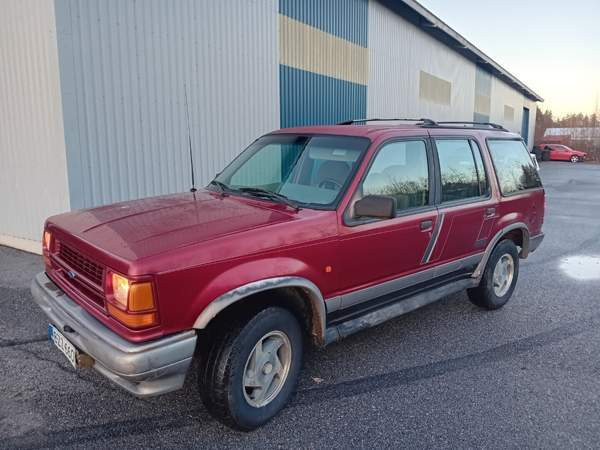 Ford Explorer Jakobstad - valokuva 1