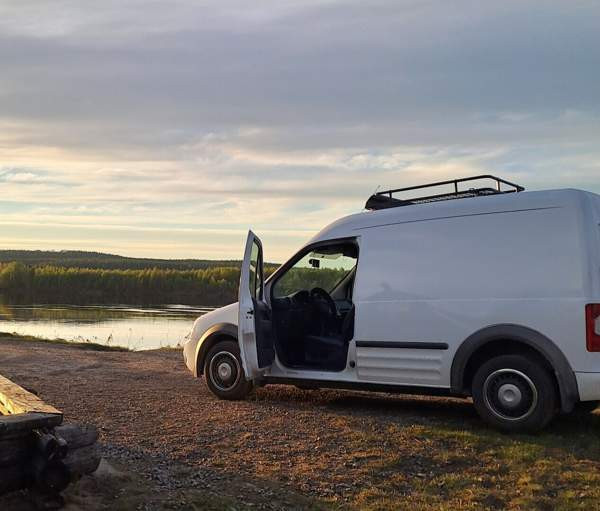 Ford Transit Connect Rovaniemi - valokuva 2