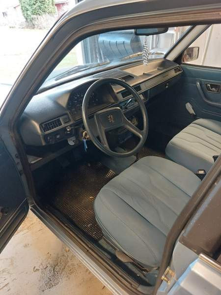 Peugeot 305 Chuvashskaya Respublika - valokuva 6