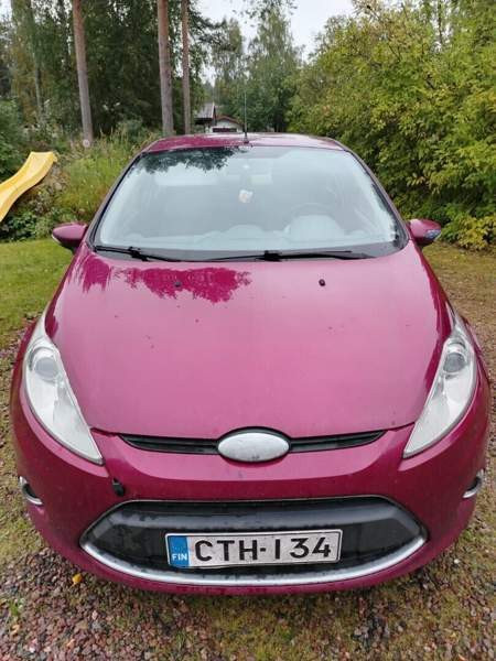 Ford Fiesta Rovaniemi - valokuva 1