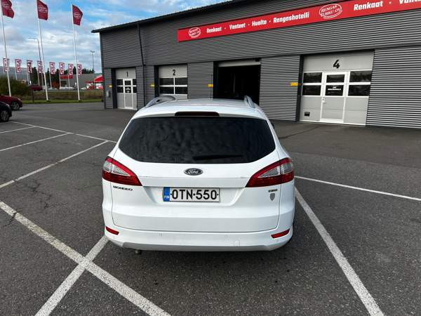 Ford Mondeo Turtkul - valokuva 4