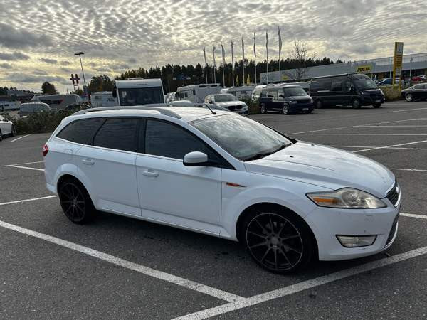 Ford Mondeo Turtkul - valokuva 1