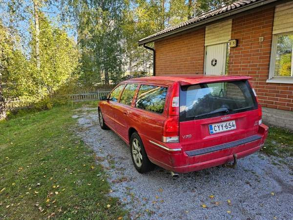 Volvo V70 Sarov - valokuva 3