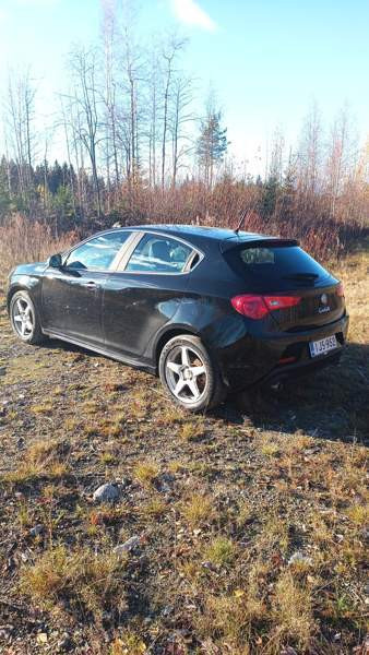 Alfa Romeo Giulietta Йоэнсуу - изображение 4