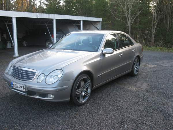 Mercedes-Benz 220 Tampere - valokuva 1