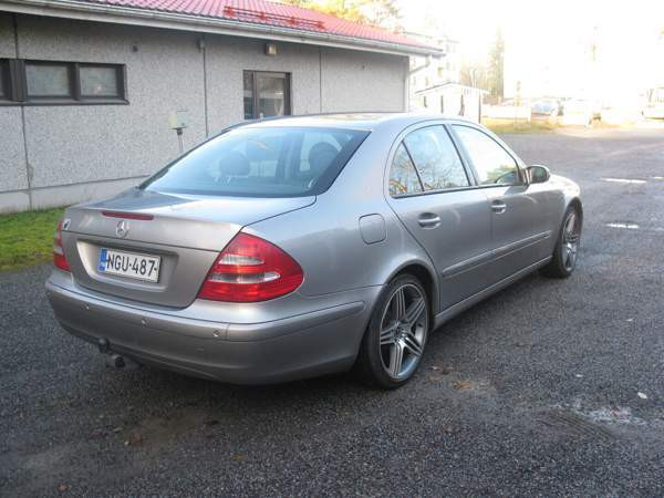 Mercedes-Benz 220 Tampere - valokuva 3