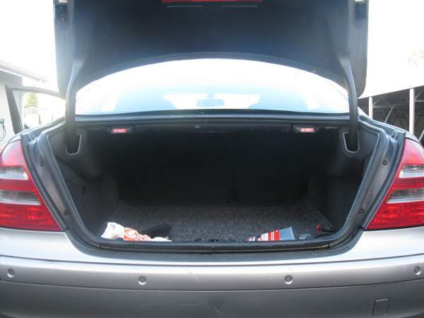 Mercedes-Benz 220 Tampere - valokuva 7