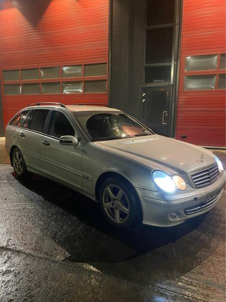 Mercedes-Benz C Ilmajoki - valokuva 4